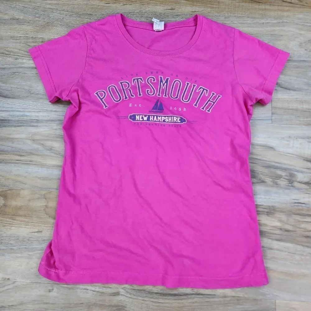 🧚♂️Austin's Inc Hot Pink Portsmouth, NH Short Sleeve Top Medium